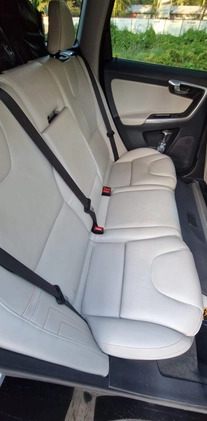 Volvo XC 60 cena 66000 przebieg: 254155, rok produkcji 2015 z Warszawa małe 529